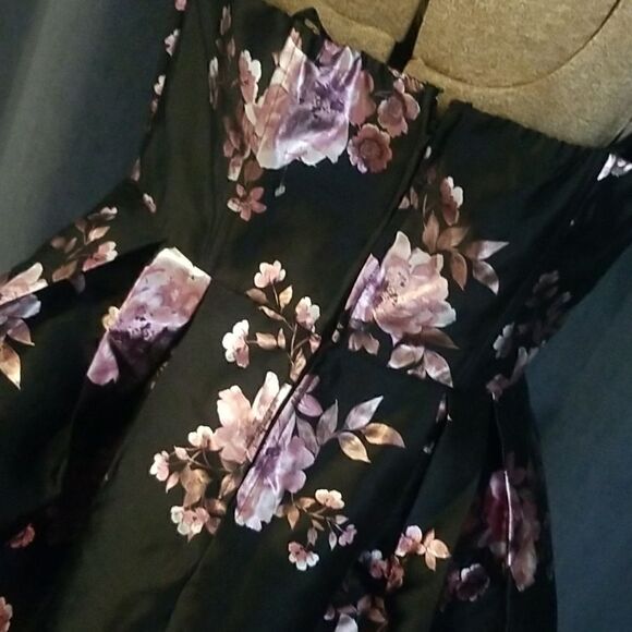 Women's Satin Dress Midi Mackenzie Floral Satin Party Dress - Picture 9 of 13